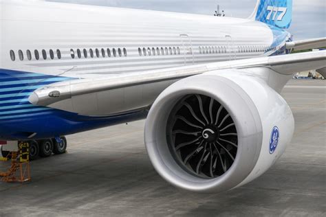 is boeing 777-200er safe|Boeing grounds 777X test fleet on failure of engine mounting .